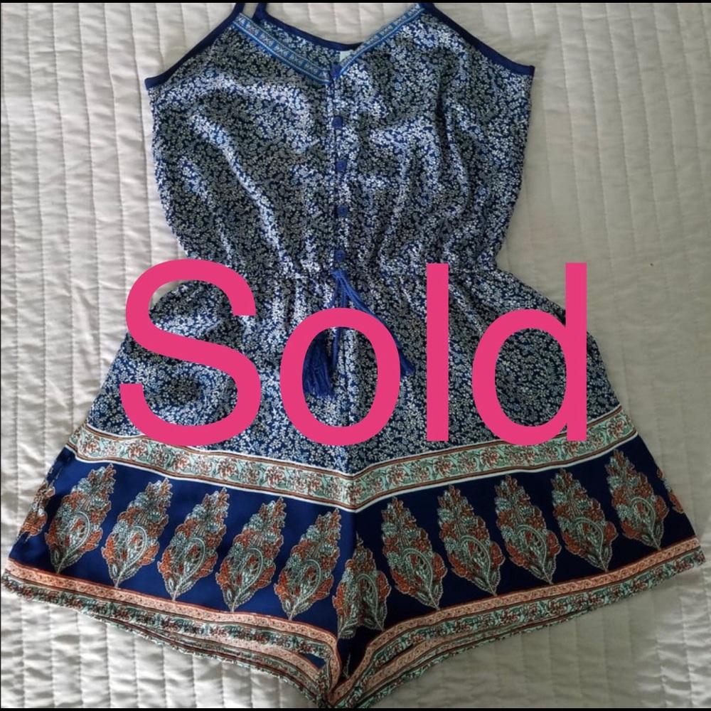 ‼️SOLD NOT FOR SALE‼️ Xhilaration Romper